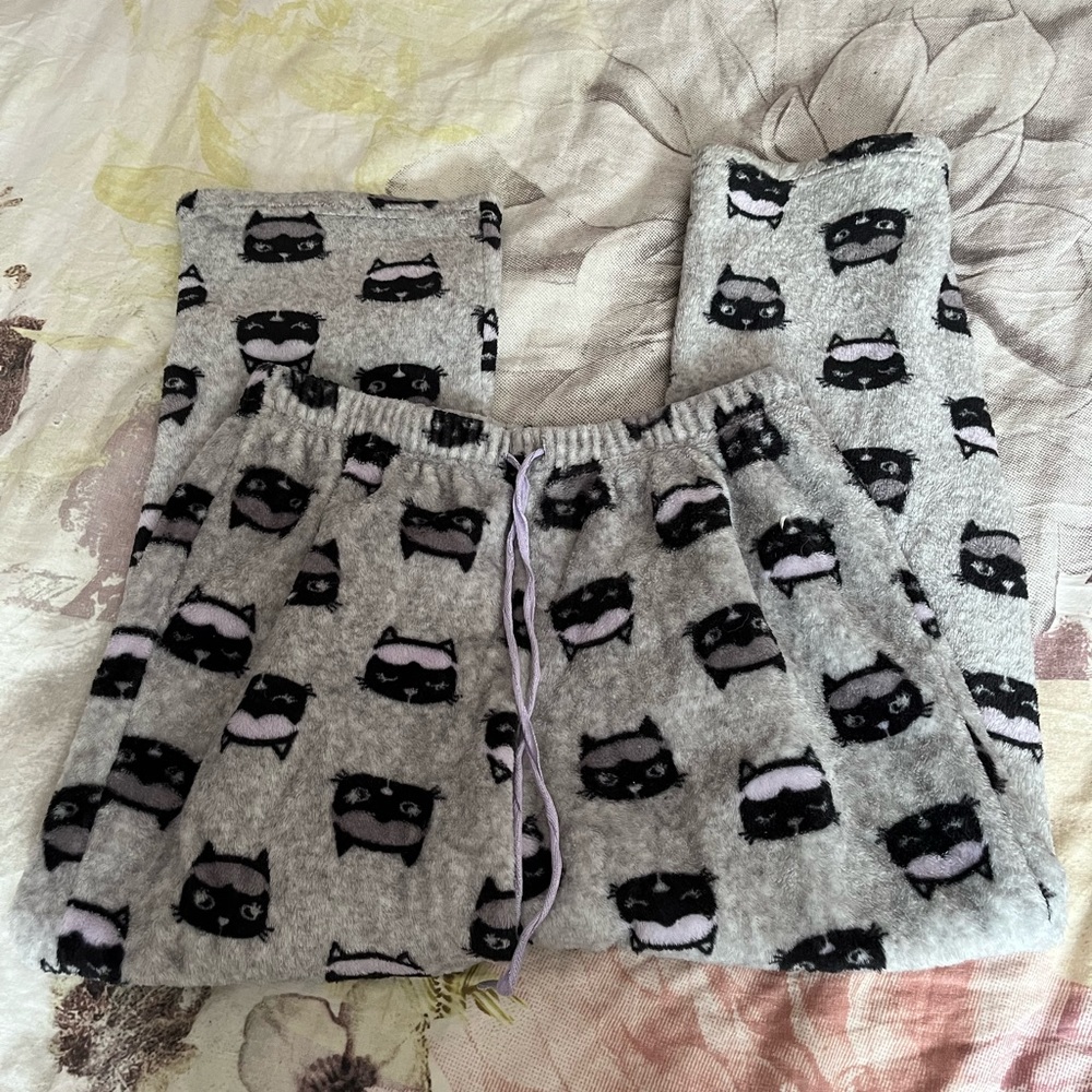 Cat pj set 5 for $10
